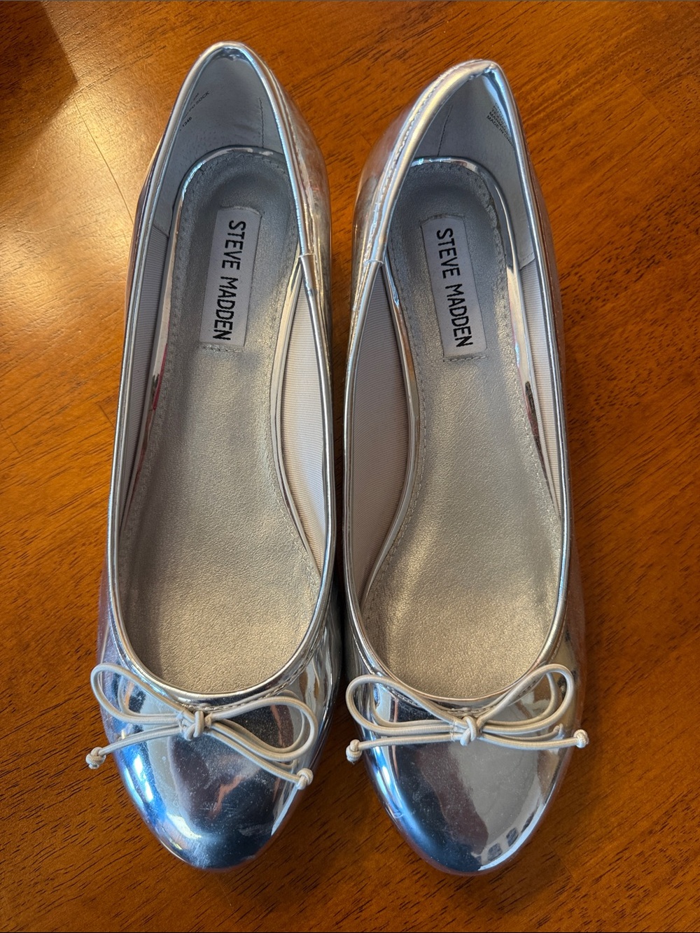 Jeffrey Campbell Silver Metallic Ballet Flats Boxed